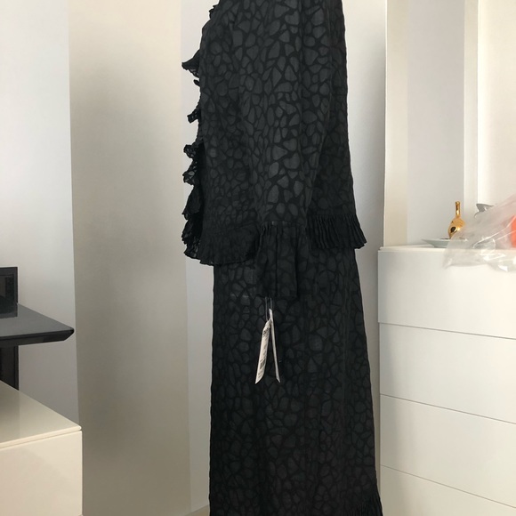 BLACK SKIRT SUIT by Nancy Yang - Picture 6 of 8